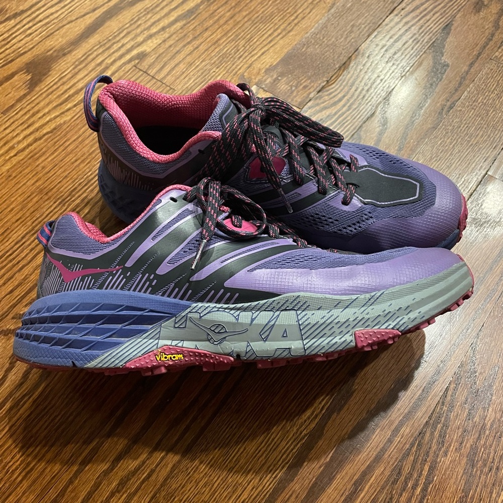 Hoka One One sneakers size 9